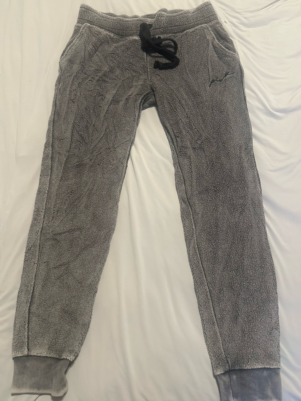 PINK Victoria's Secret Women’s Gray Plush Sherpa Joggers